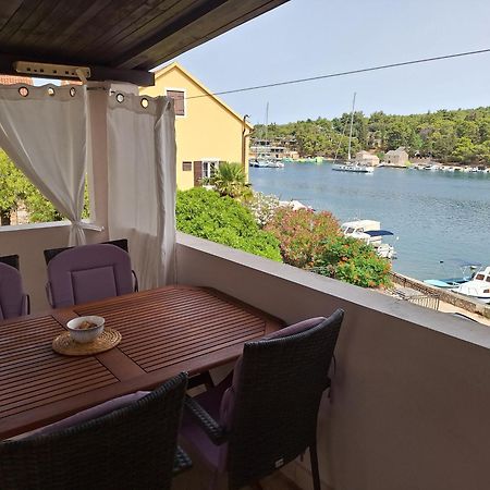 Two-Bedroom Apartment With Sea View,Big Terrase And Garden Stari Grad  Exterior foto